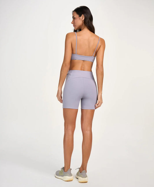 Bermuda Bolsos Laterais Com Lapela Cinza Alto Giro