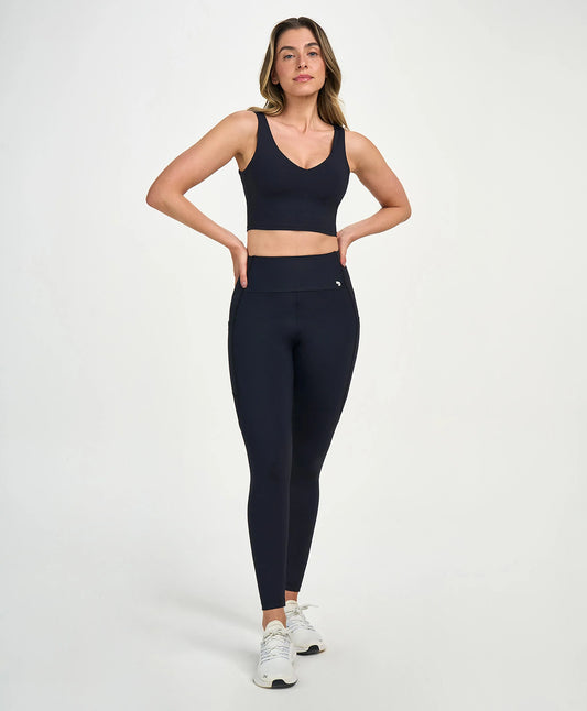 Conjunto Top Regata e Legging Com Bolsos Laterais Preto Alto Giro