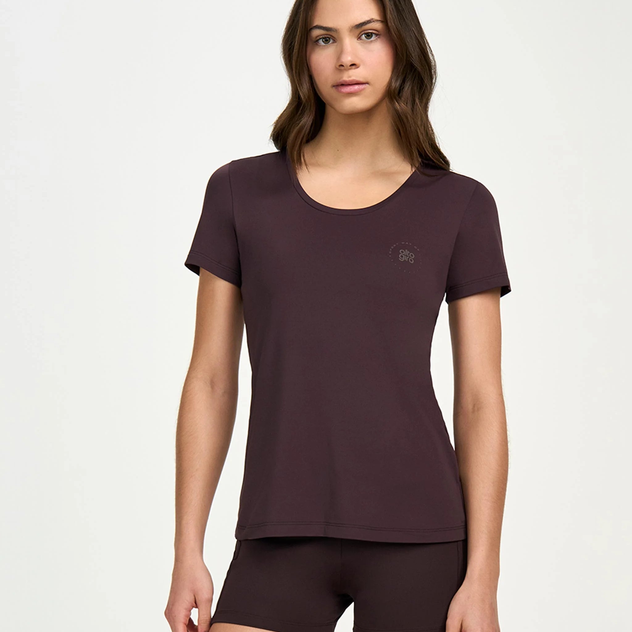 T-Shirt Inspiracional Marrom Alto Giro