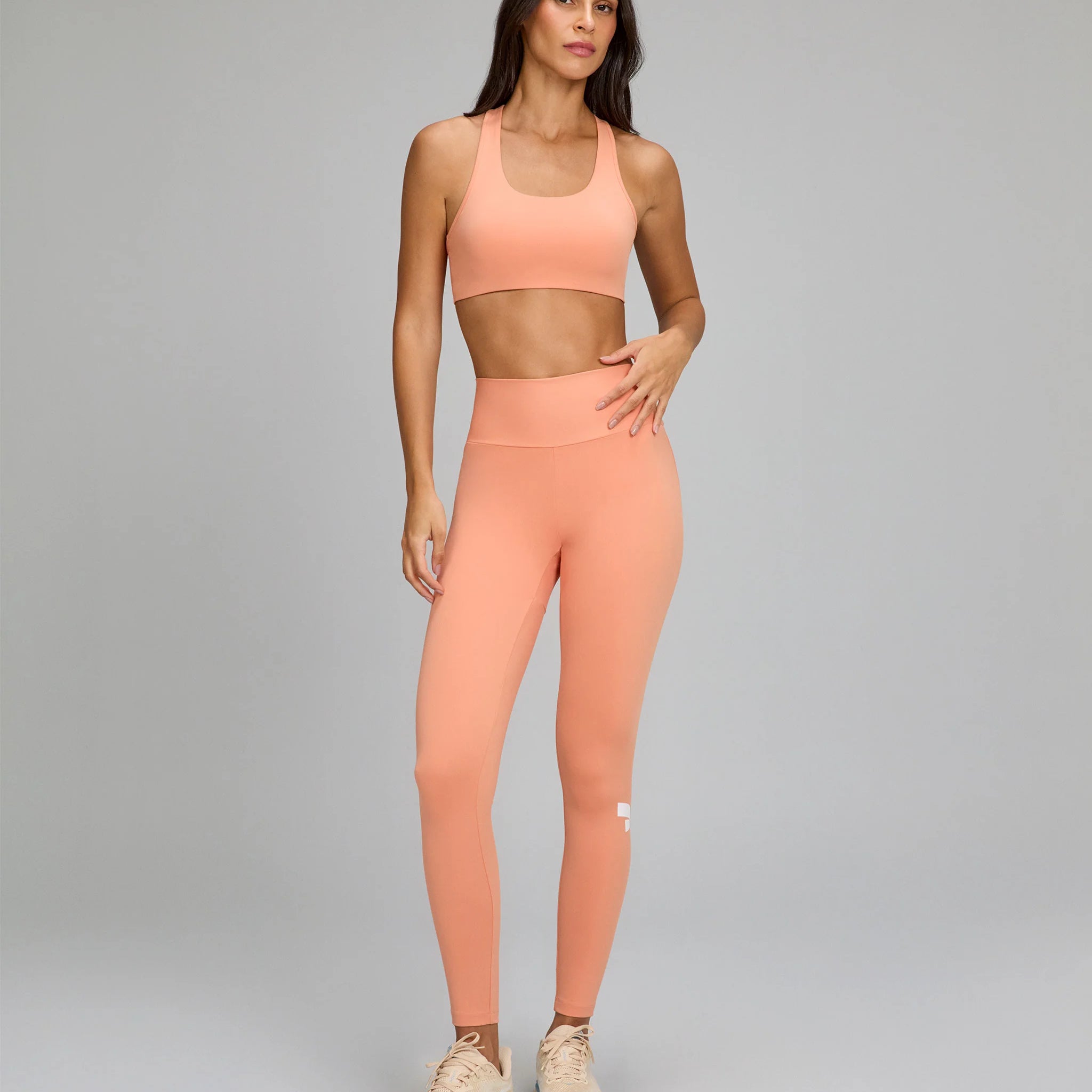 Legging Essentials Laranja Pessego Alto Giro