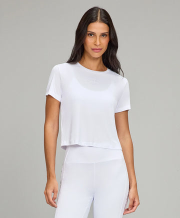 T-shirt Cropped Essentials Branco Alto Giro