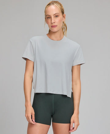 T-shirt Dry Abertura Lateral Cinza Medio Alto Giro