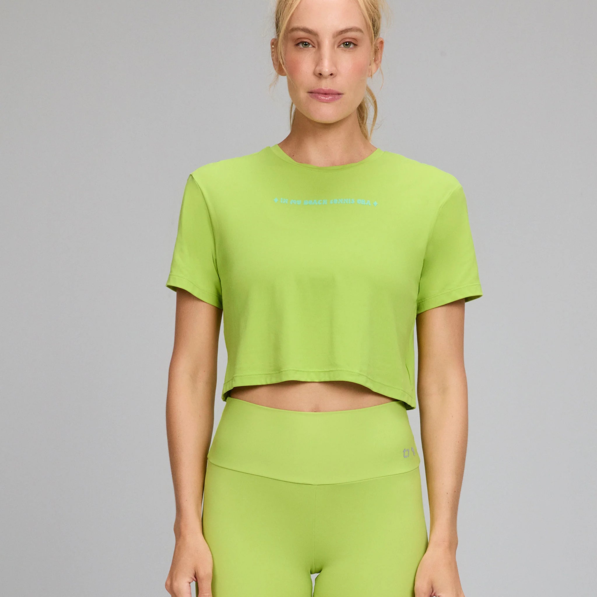 T-shirt Cropped Abertura Costas TN AG Verde Primavera Alto Giro