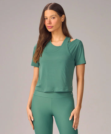 T-shirt Cropped Assimétrica Verde Calido Alto Giro
