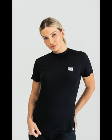 Camiseta Malha Go On Preto Labellamafia