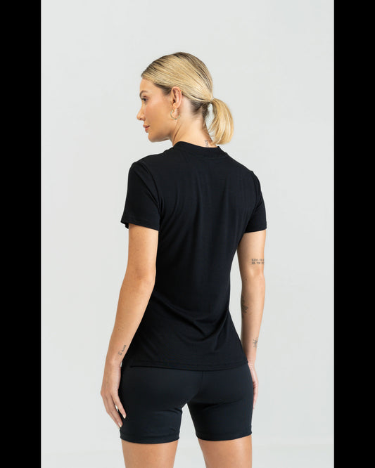 Camiseta Malha Go On Preto Labellamafia