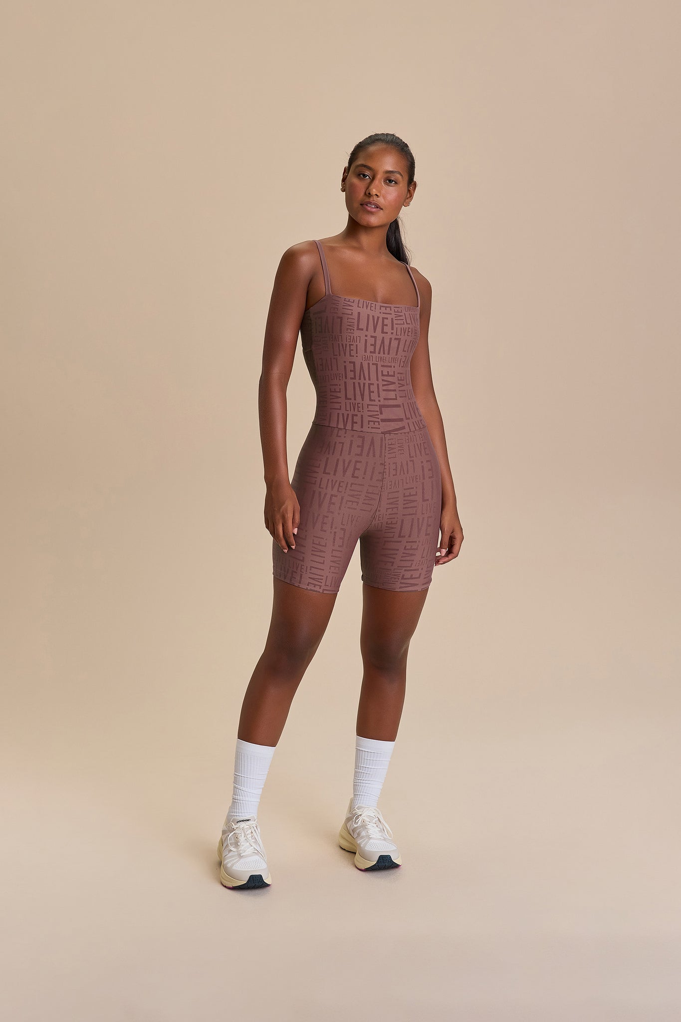 Macaquinho Shorts Roxo LIVE