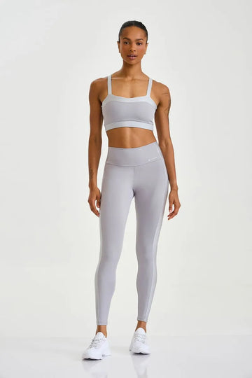 Conjunto Top e Legging Pro Com Brilho Cinza Cromo Caju Brasil
