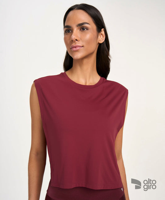 Regata Ampla Sobreposicao Vermelho Tinto Alto Giro