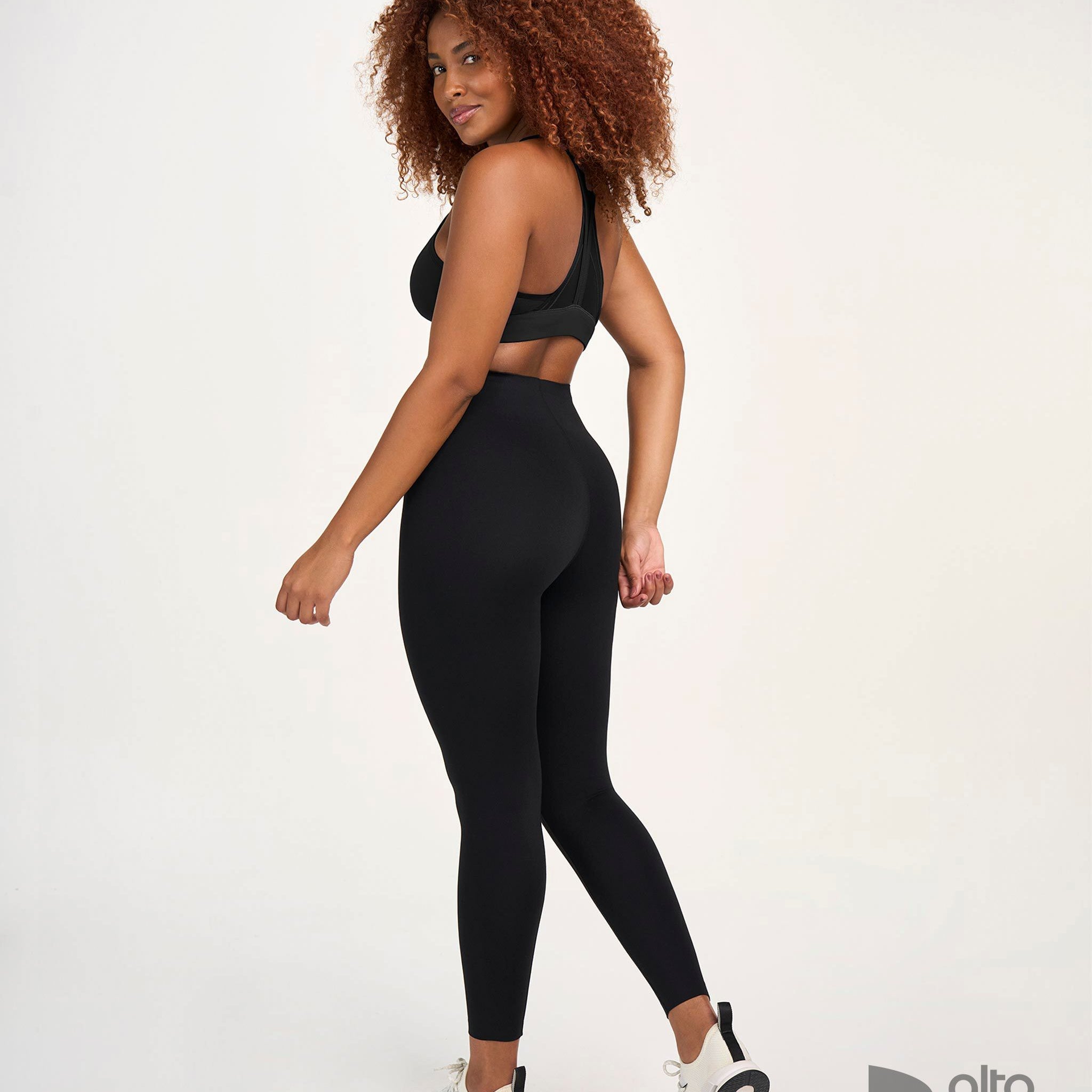 Conjunto Top e Legging Cos Alto Ziper Frente Preto Alto Giro