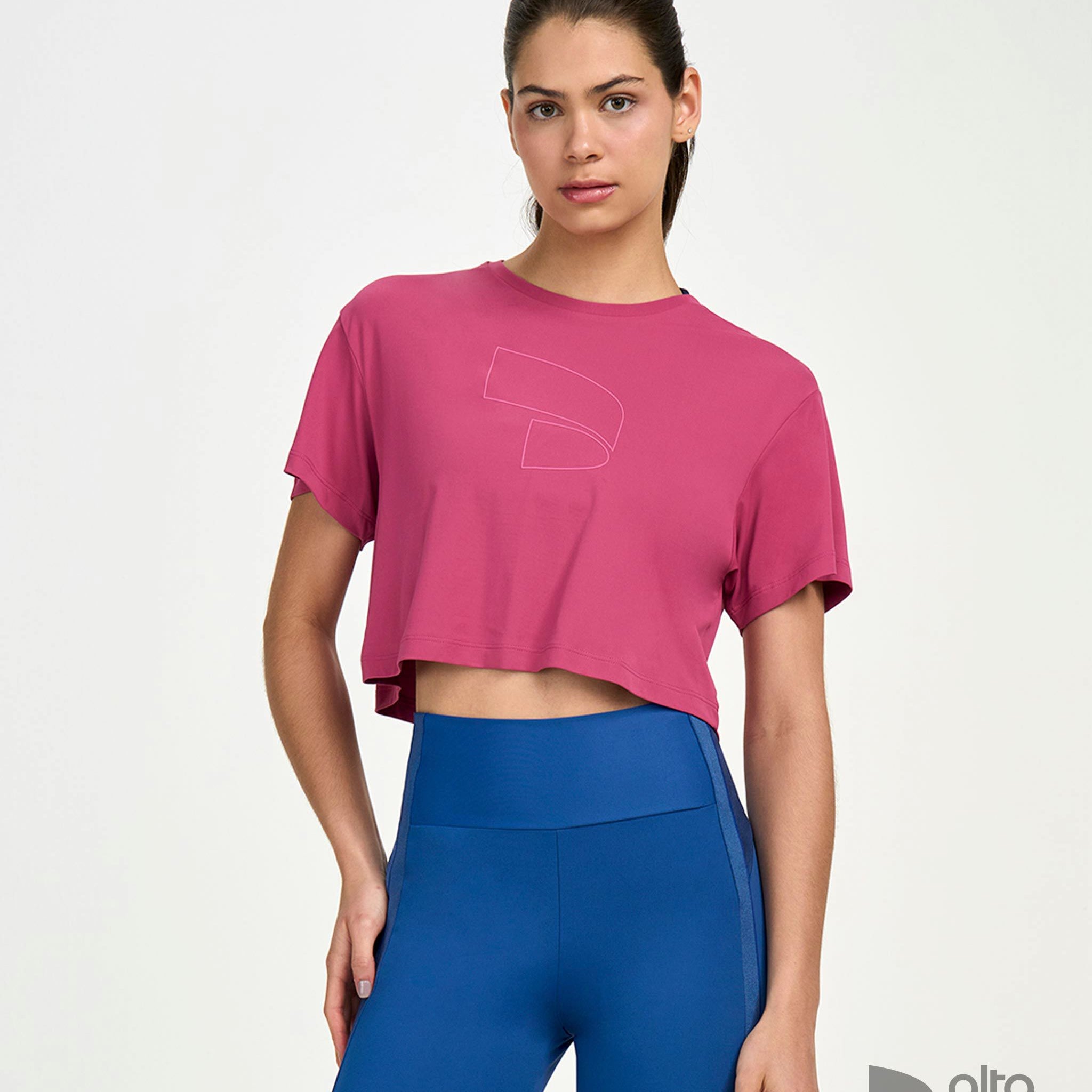 T-Shirt Cropped Símbolo Rosa Escuro Alto Giro