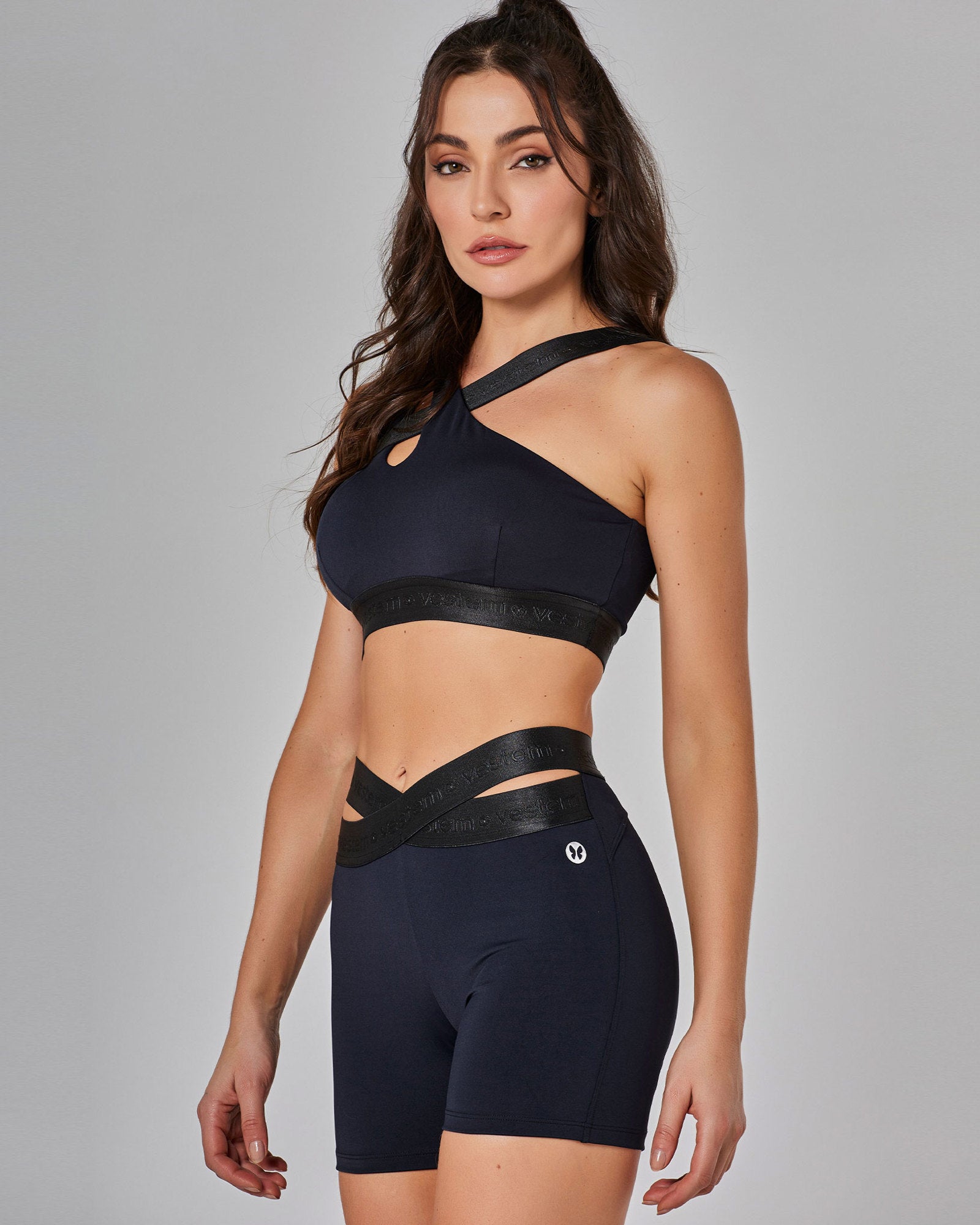 Shorts Cós Transpassado Core Preto Vestem
