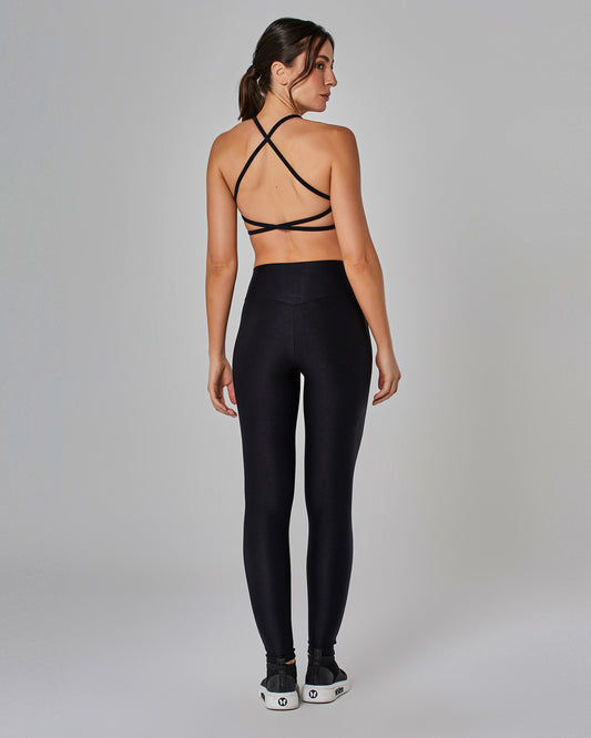 Conjunto Top Lily e Legging Tulip Preto Vestem