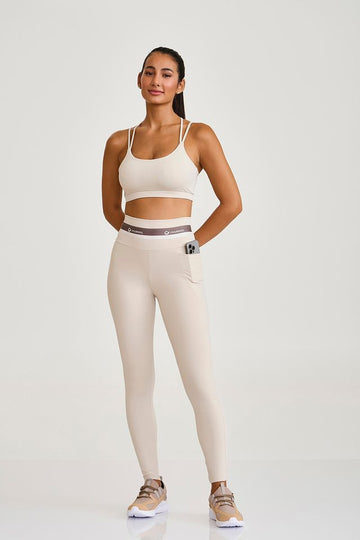 Conjunto Top e Legging Pro Com Elástico No Cos Off White Caju Brasil
