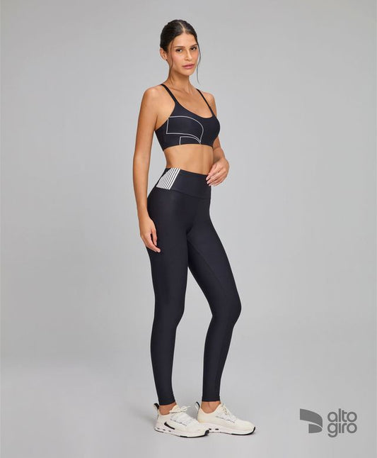 Legging Assimetrica Listras e Bolsos Preto Alto Giro