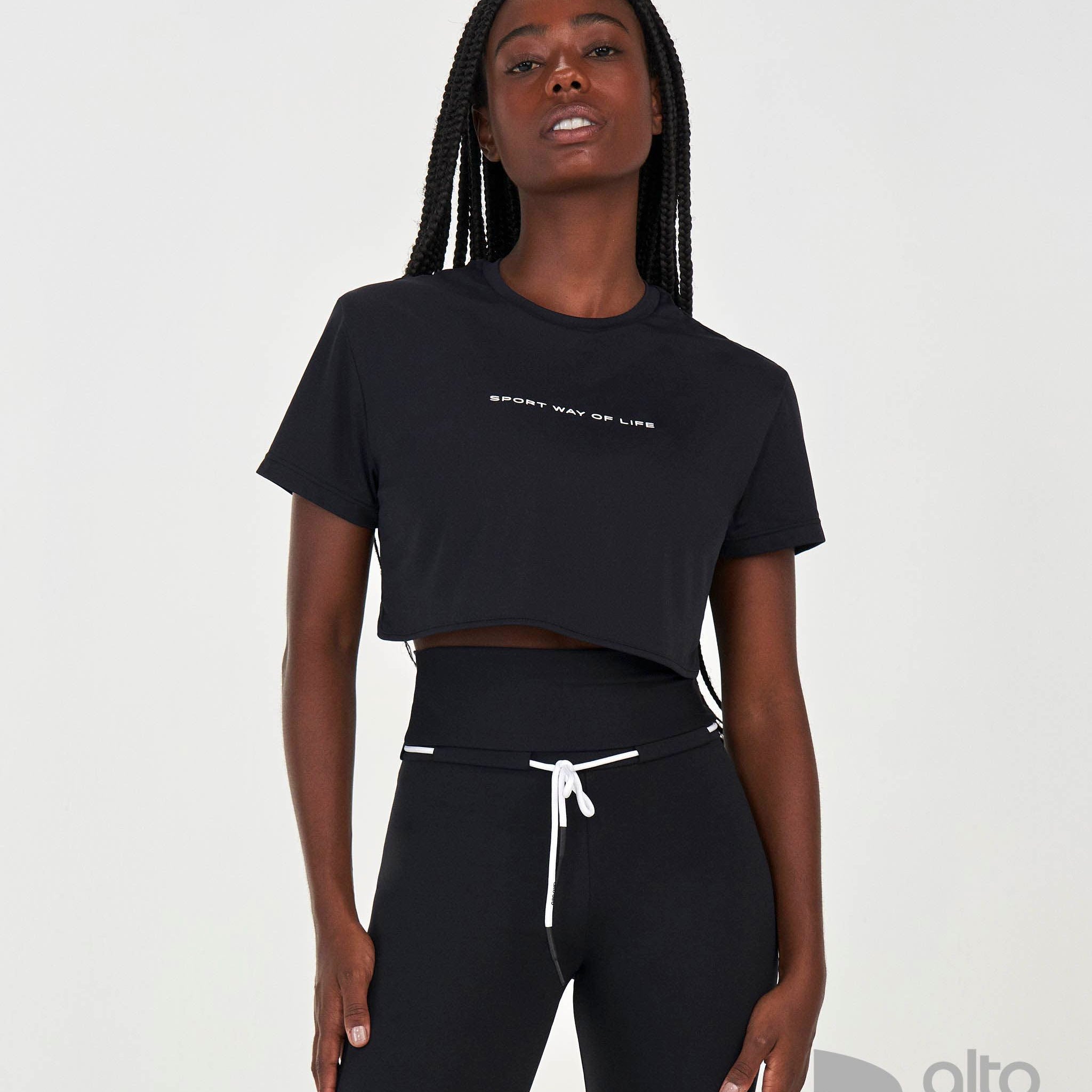 T-Shirt Cropped Sport Way Of Life Preto Alto Giro