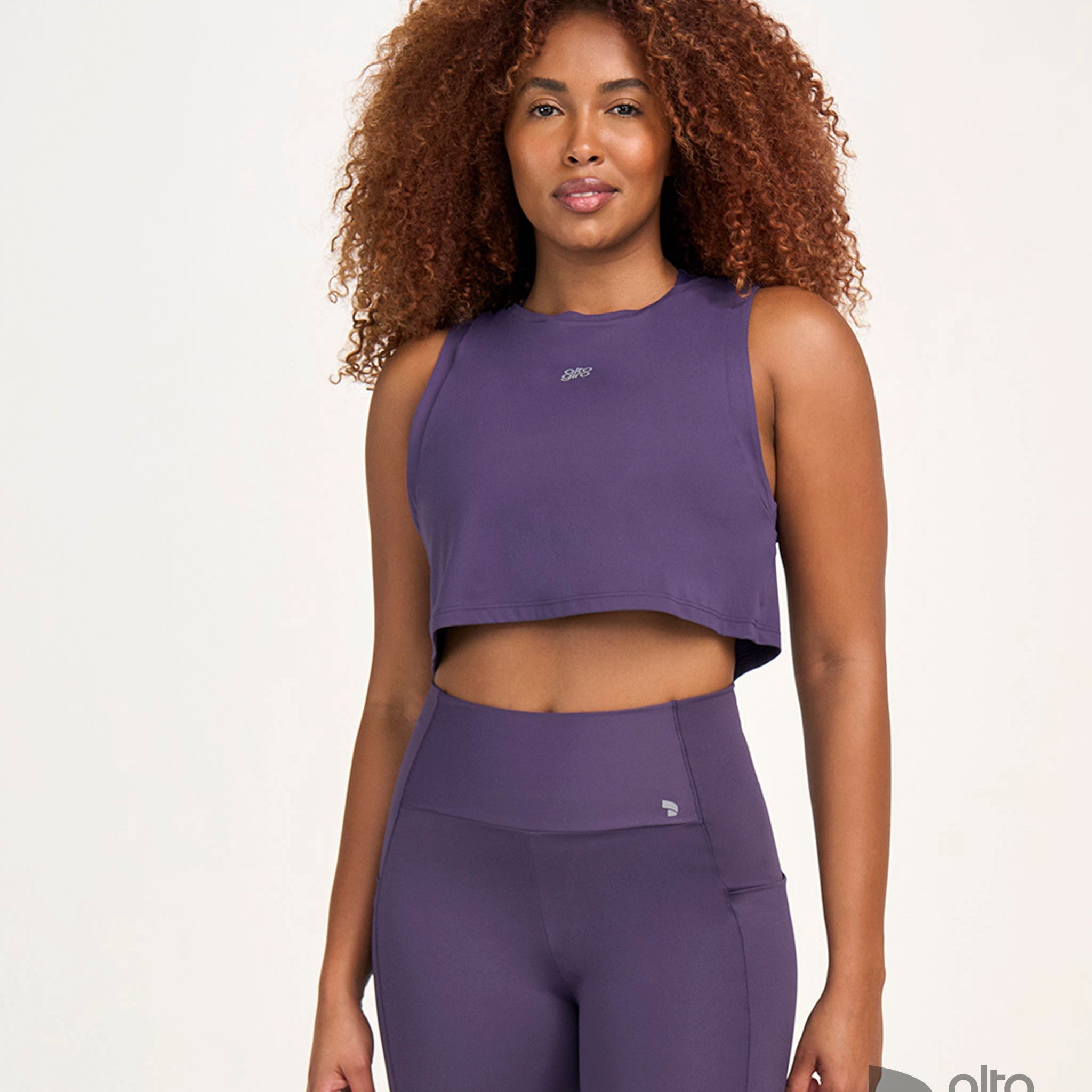 Regata Cropped Refletivos Roxo Velvet Alto Giro