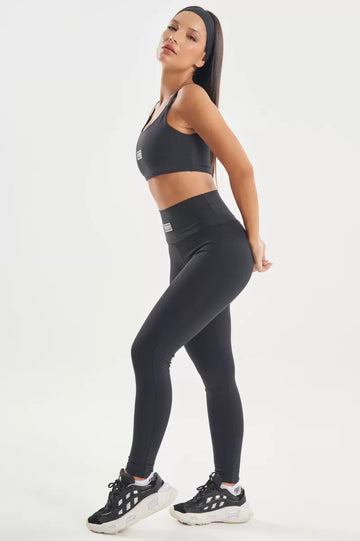 Conjunto Top e Legging Basic Colors Preto Lets Gym
