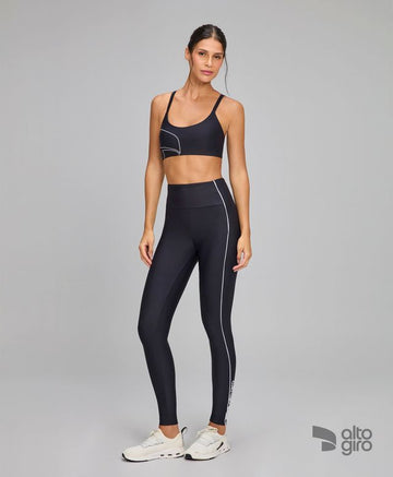 Legging Assimetrica Listras e Bolsos Preto Alto Giro